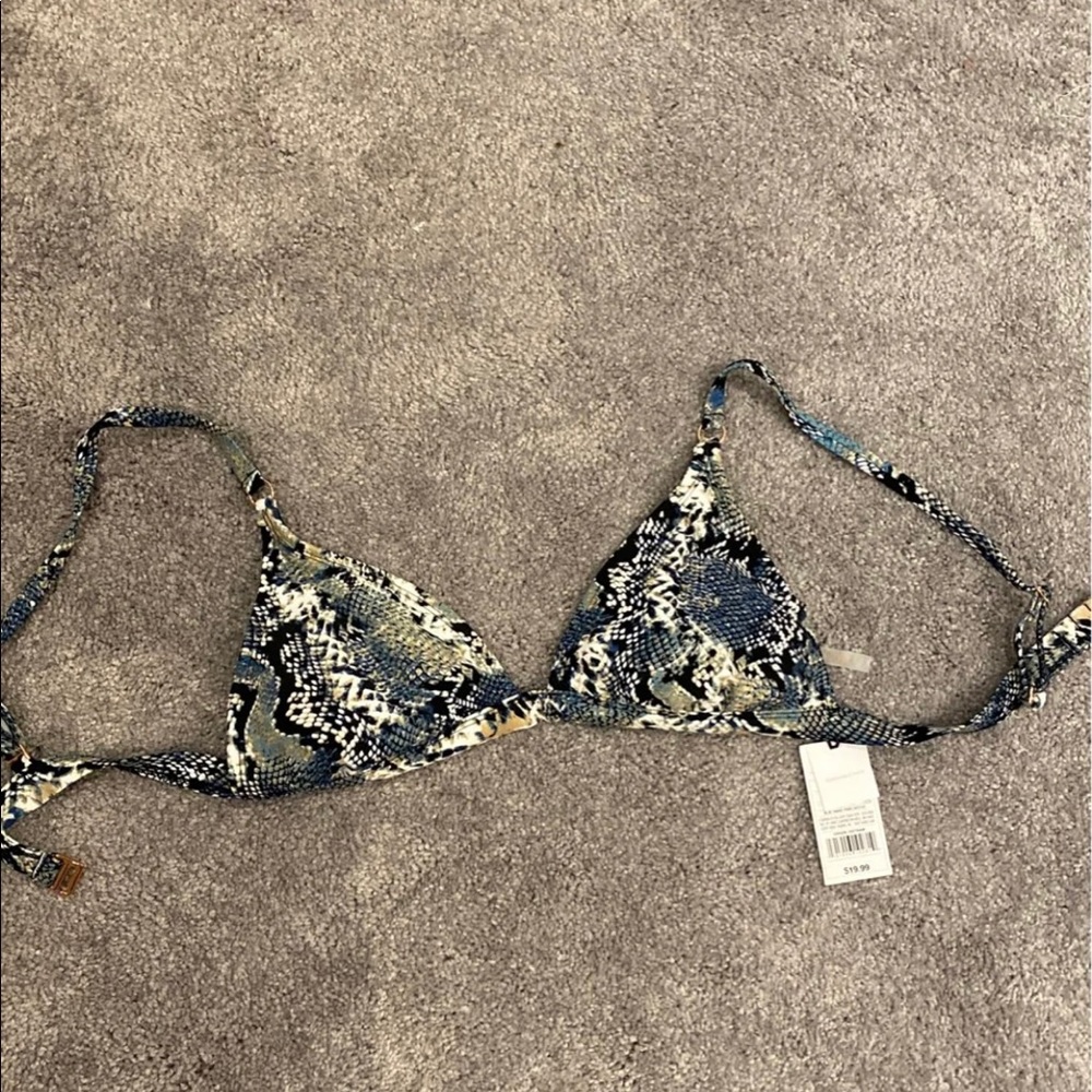 *new Bikini top